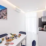 Yourhome - Blu Oltre דירה *
