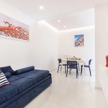 דירה Yourhome - Blu Oltre סורנטו