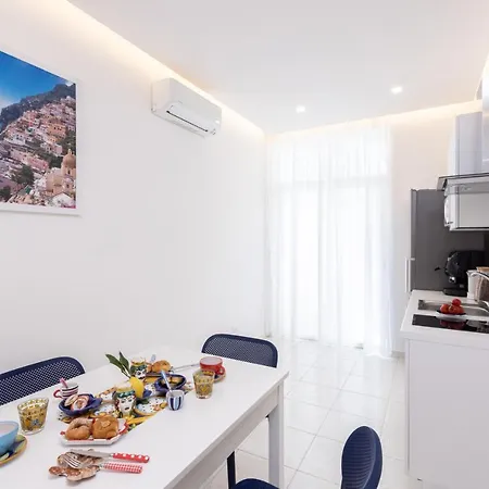 Yourhome - Blu Oltre Apartamento *